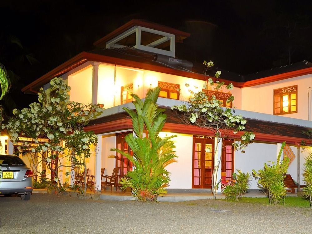 Sakura Villa Bentota Eksteriør bilde