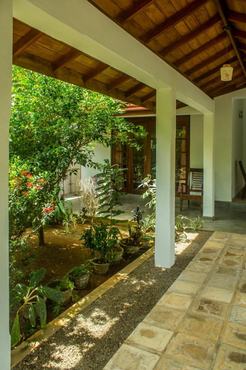Sakura Villa Bentota Eksteriør bilde